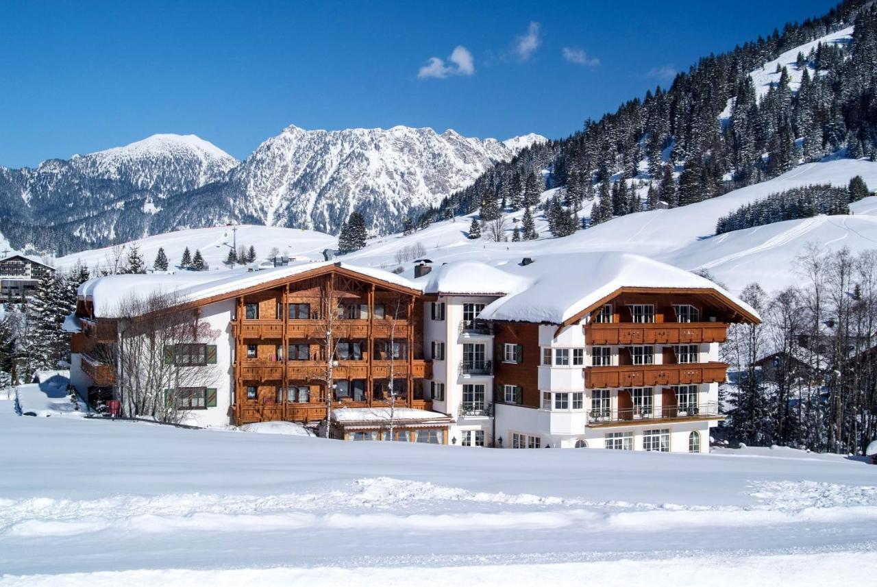 Hotel Bogner Hof Tannheim Exterior foto